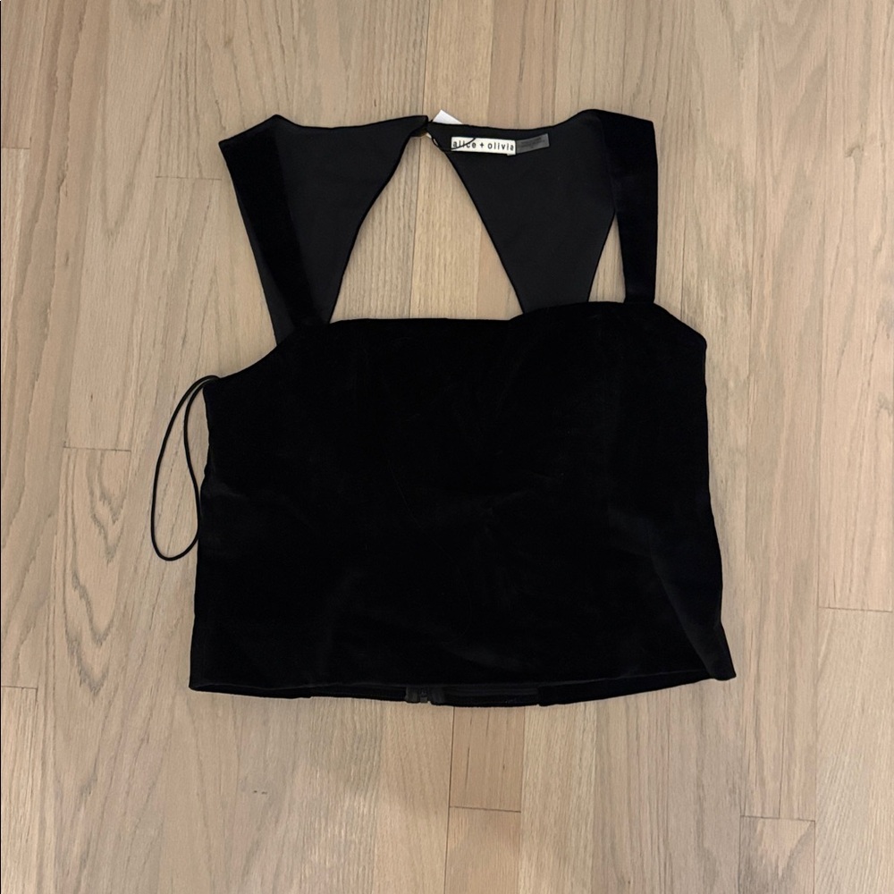 ALICE + OLIVIA Keria Square-Neck Tank Top - Picture 3 of 4